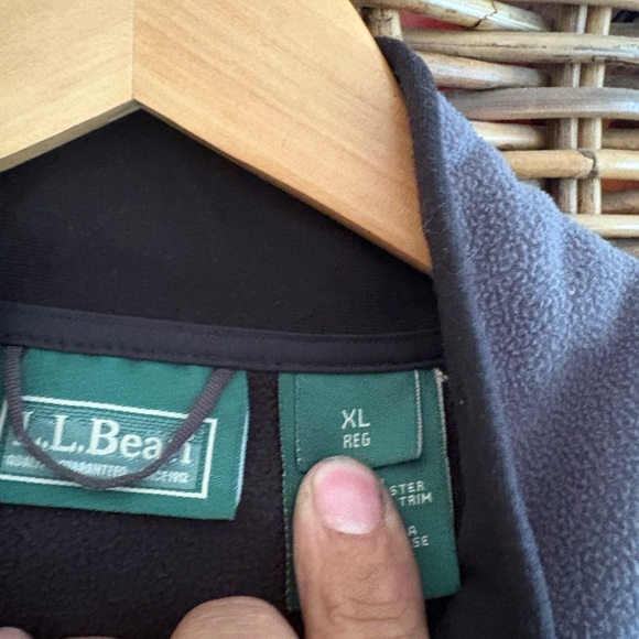 Men's gray L.L. Bean Jacket - Picture 7 of 8